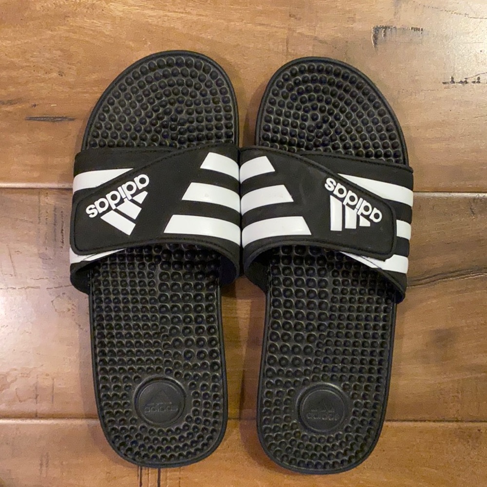 Adidas slip ons